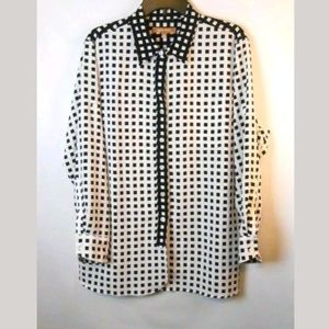 Ellen Tracy Black & White Geometric Button Up Top